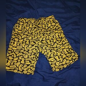 Public Record Yellow Smiley Face Shorts/Size 10 Big Boy- Medium